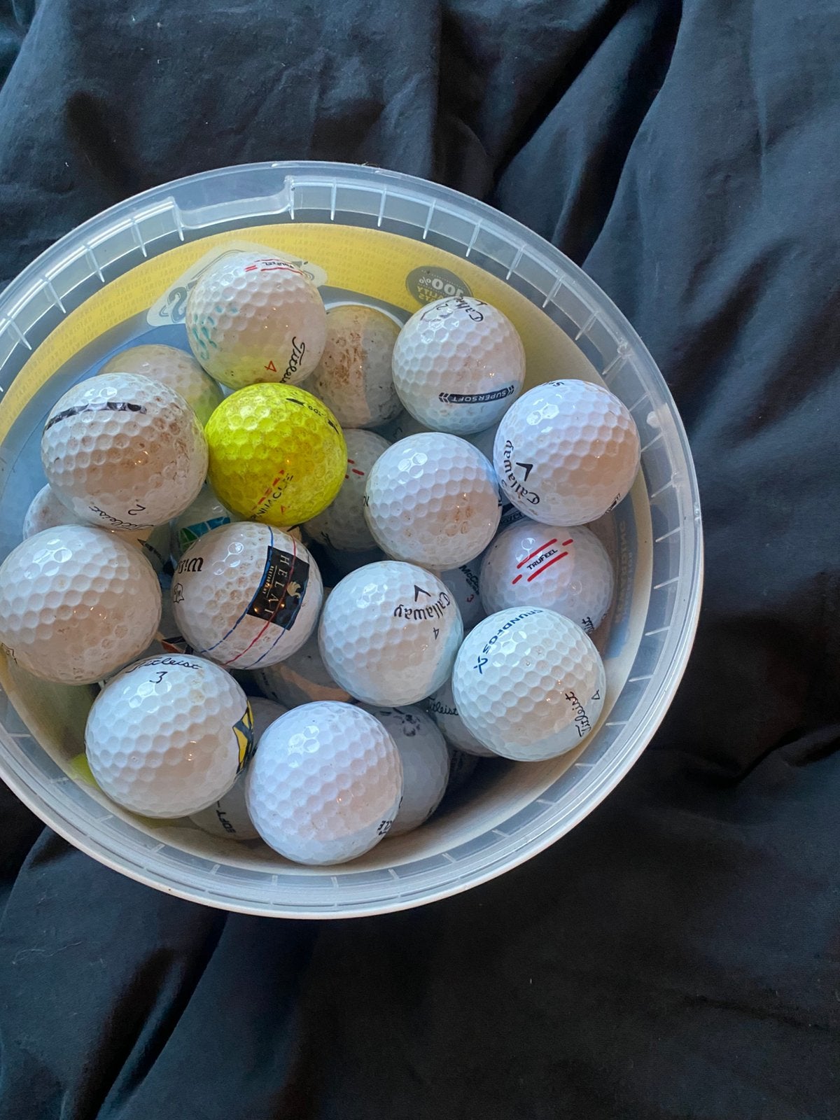 60 stuks golf ballen kan ook meer zijn €15, Ophalen of Verzenden, Zo goed als nieuw, Bal(len)