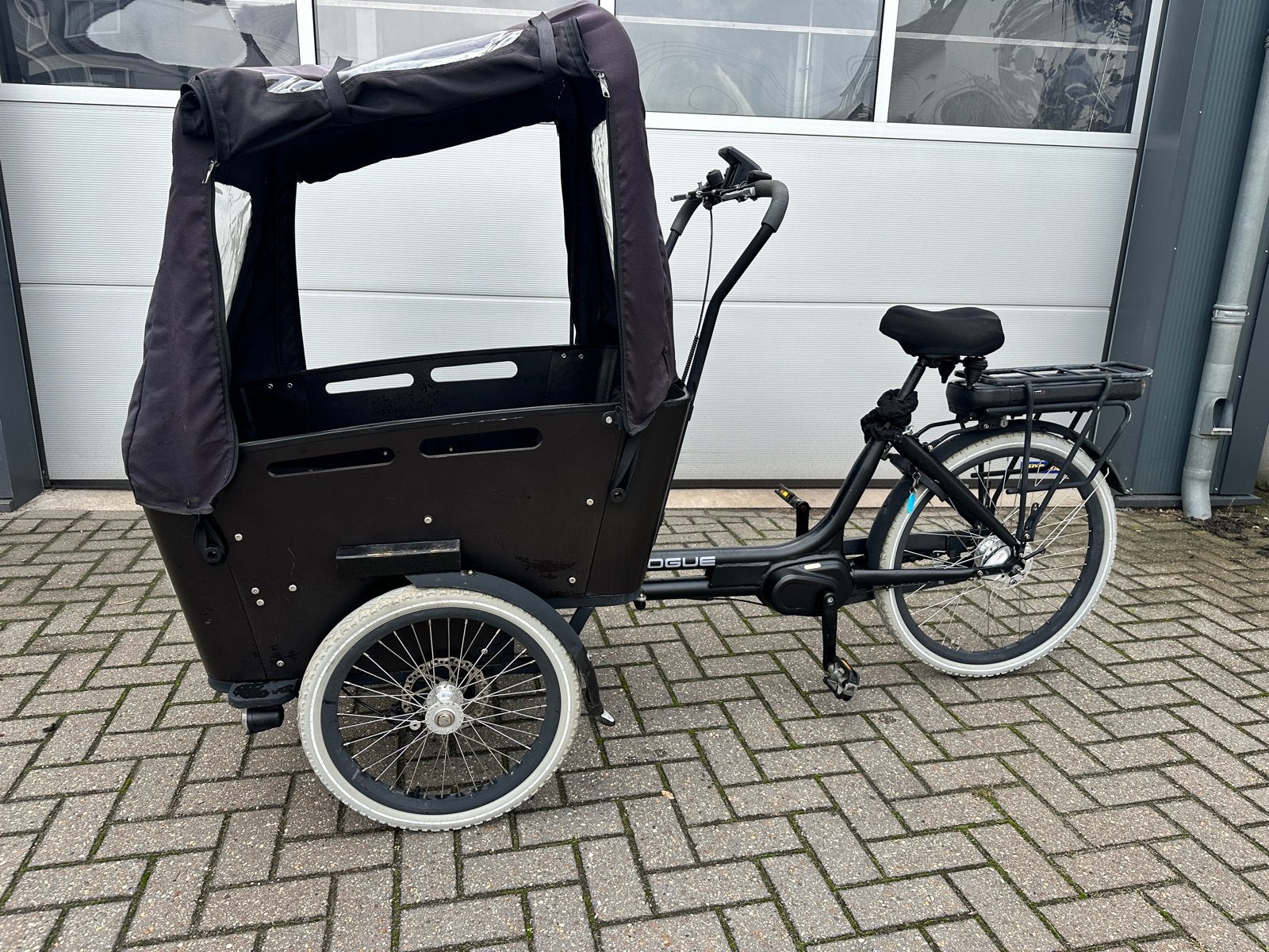 Vogue elektrische bakfiets met huif, accu en lader, 4 kinderen of meer, Gebruikt, Elektrisch, Ophalen