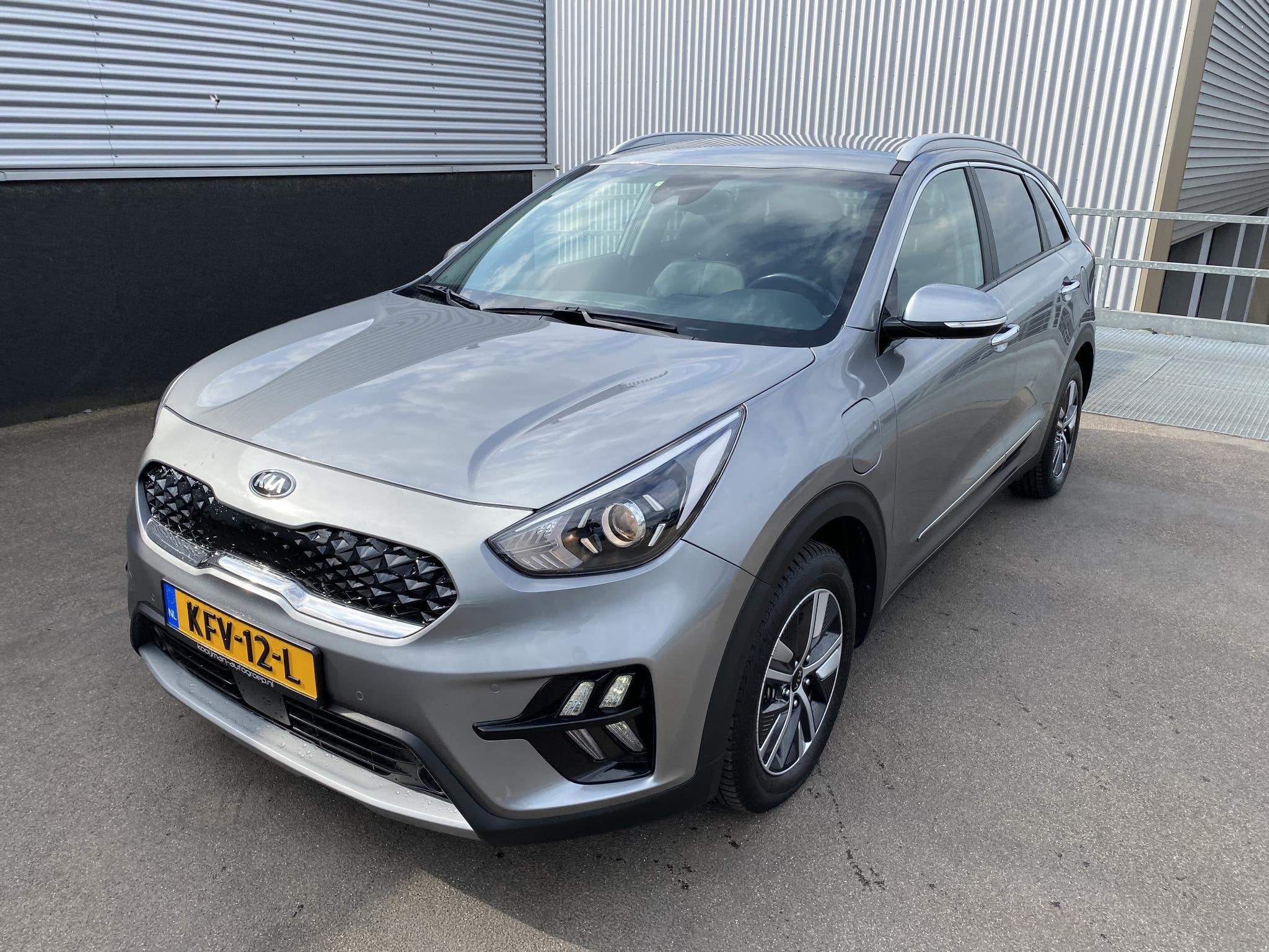 Kia Niro 1.6 GDi PHEV DynamicLine Navigatie, keyless, Apple, Gebruikt, Leder en Stof, Plug-in hybride, SUV of Terreinwagen