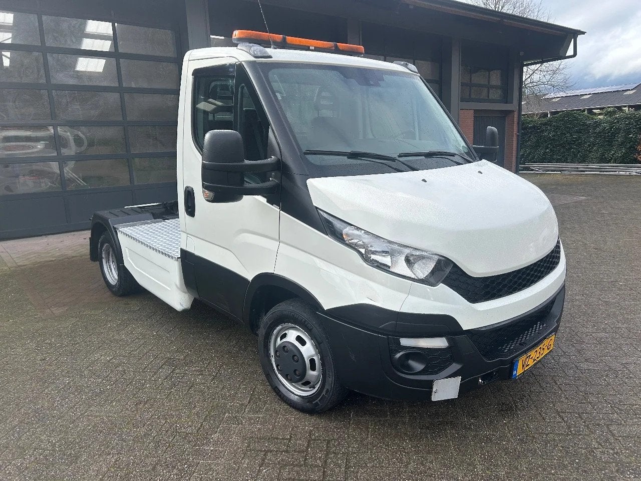 Iveco Daily 40C17 BE TREKKER 8.7 TON EURO 5 (bj 2016), Achterwielaandrijving, Gebruikt, 4 cilinders, Iveco