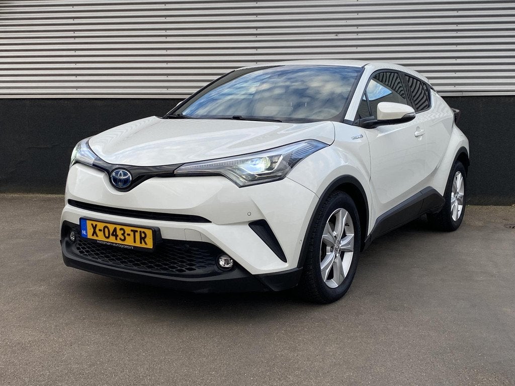 Toyota C-HR 1.8 Hybrid Dynamic edition Stoel- & stuurverwarm, Auto's, Toyota, Stof, Euro 6, 4 cilinders, 26 km/l