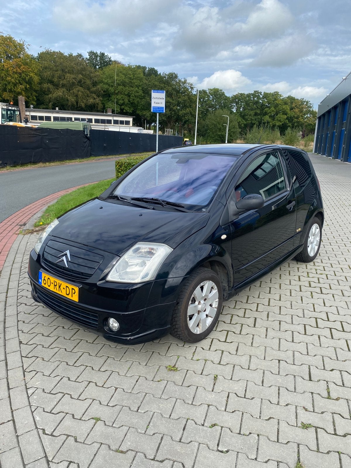 Citroën C2 1.4 I VTR 2005 Zwart airco cruise contr nw apk, Voorwielaandrijving, Zwart, 4 cilinders, 4 stoelen