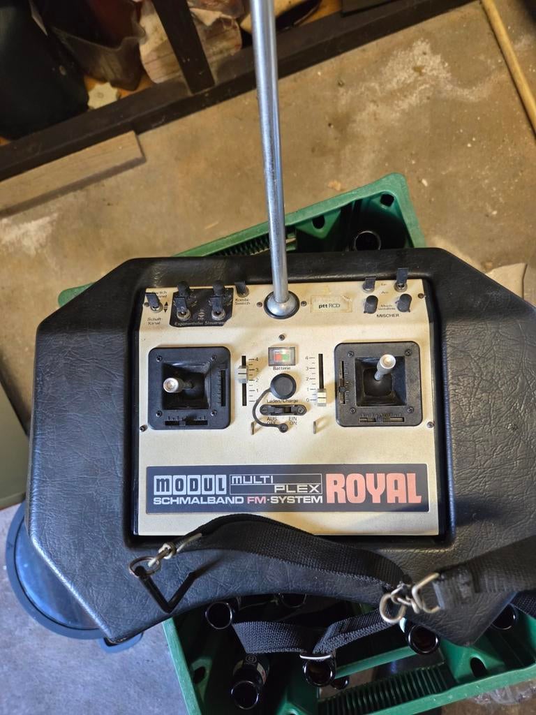 3 RC model vliegtuigen met veel onderdelen, Gebruikt, Groter dan 1:72, Vliegtuig, Ophalen