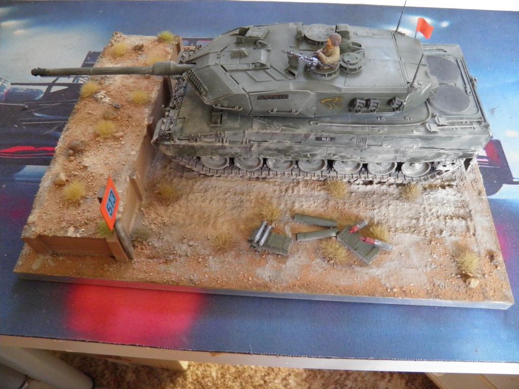 Ruilen? Diorama Ned. Leopard 2 A6 op schietbaan 1/35, Ophalen of Verzenden, Zo goed als nieuw, 1:35 tot 1:50, Diorama
