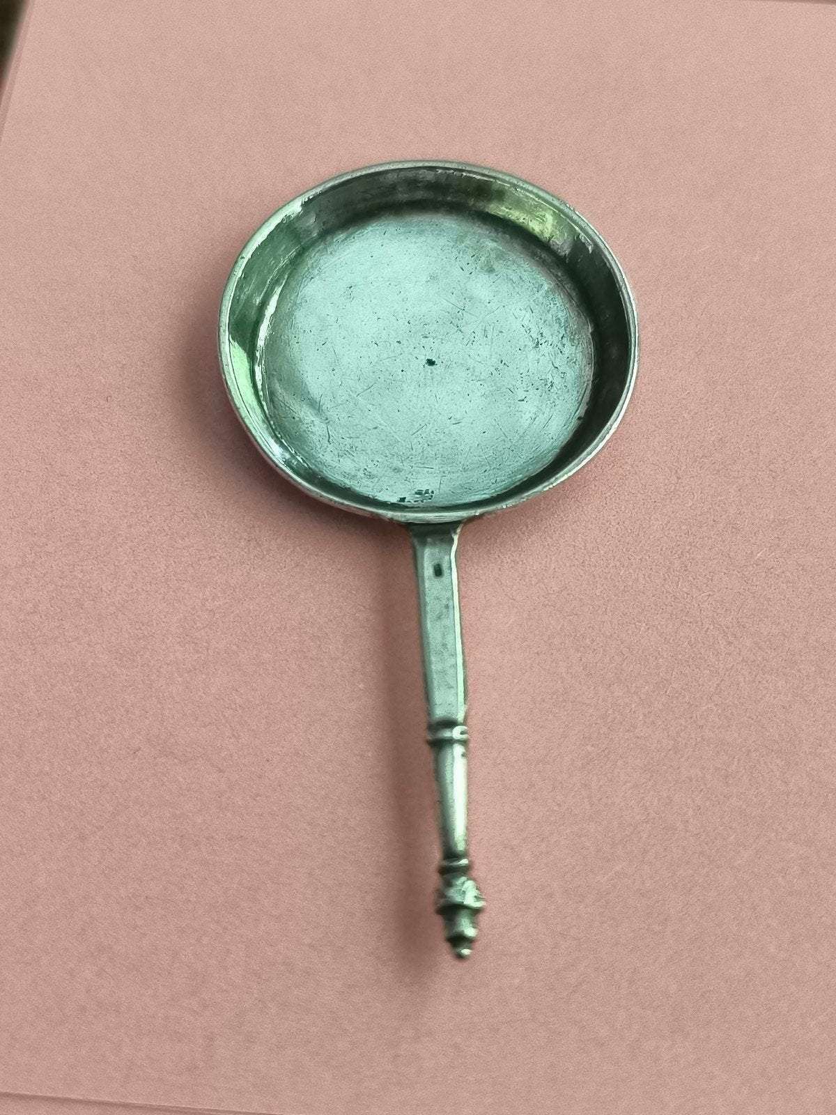 Antiek zilver koekenpan miniatuur 18e eeuw, Ophalen of Verzenden, Zilver