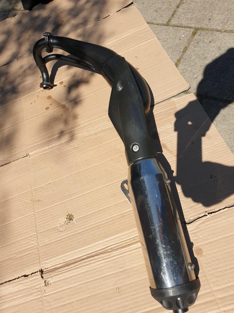 Originele uitlaat Aprilia RS4 50 / RS 50 als nieuw, Ophalen of Verzenden, Zo goed als nieuw, Derbi / Aprilia