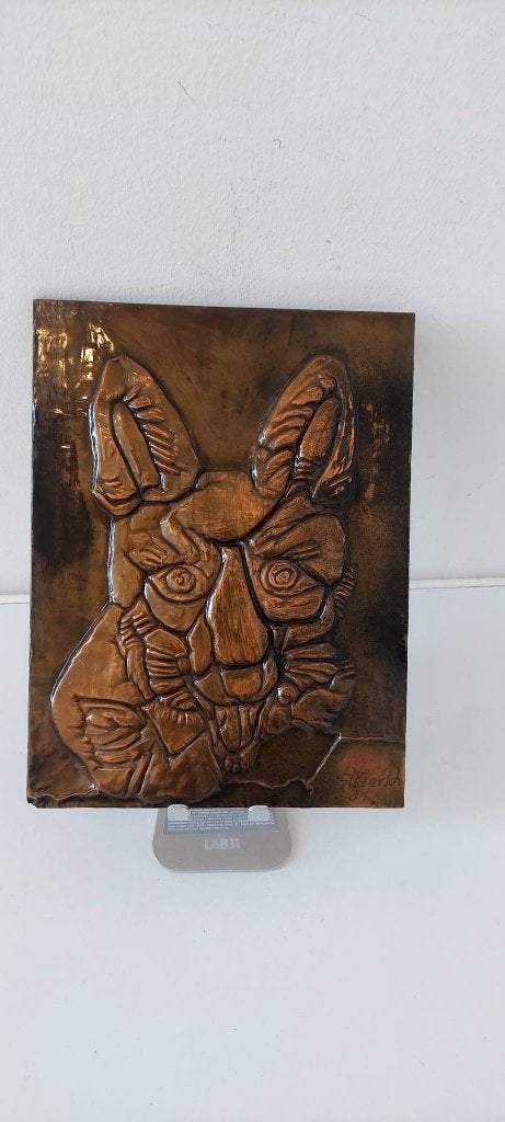 Vintage 3D koperkunst wandbord hond signatuur mid-century, Ophalen of Verzenden, Huis en Inrichting