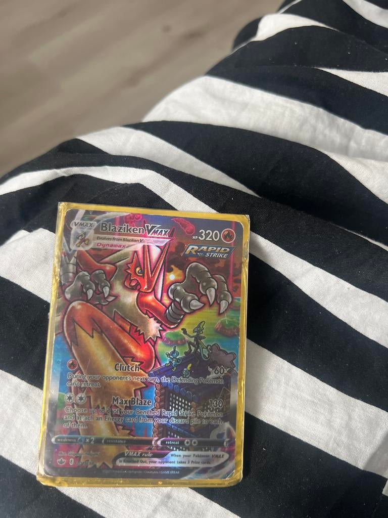 Blaziken VMAX Pokémon Kaart - Rapid Strike, Ophalen, Zo goed als nieuw, Losse kaart