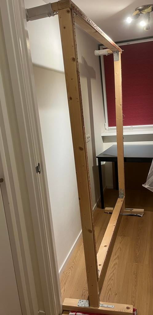 Groot stevig frame voor Tuften, Ophalen, Zo goed als nieuw
