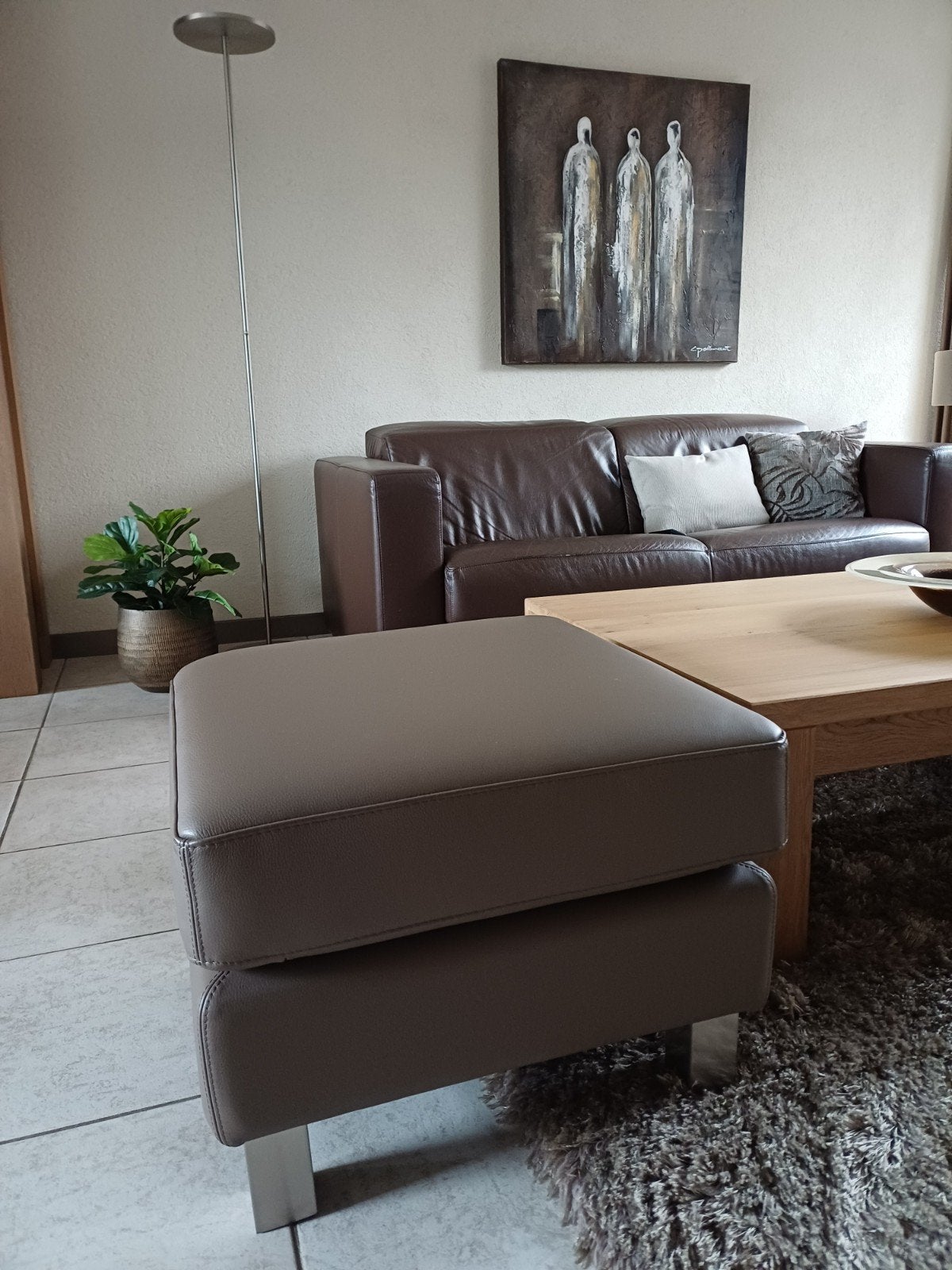 Te koop: Skalma Danish Design lederen hocker - Taupe, Ophalen, Zo goed als nieuw, Leer, 50 tot 75 cm