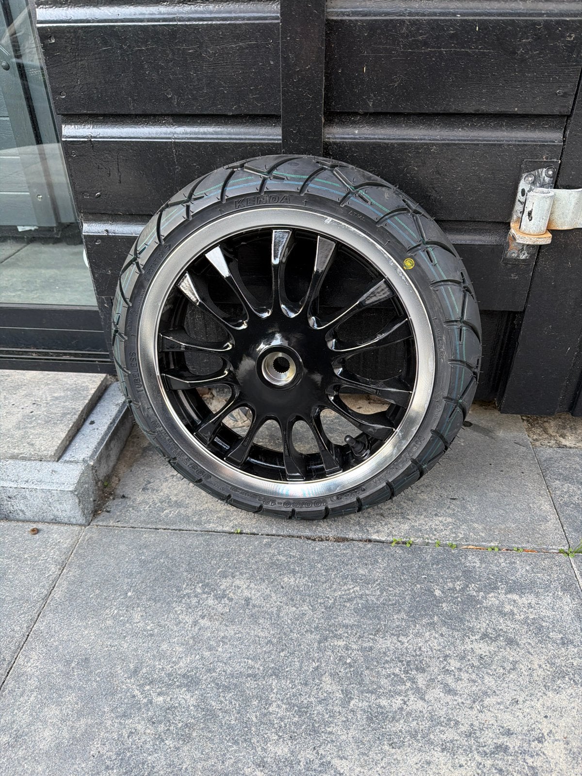 Nieuwe Vespa Sprint velg met kleine trommel en band, Ophalen of Verzenden, Nieuw, Overige typen, Vespa
