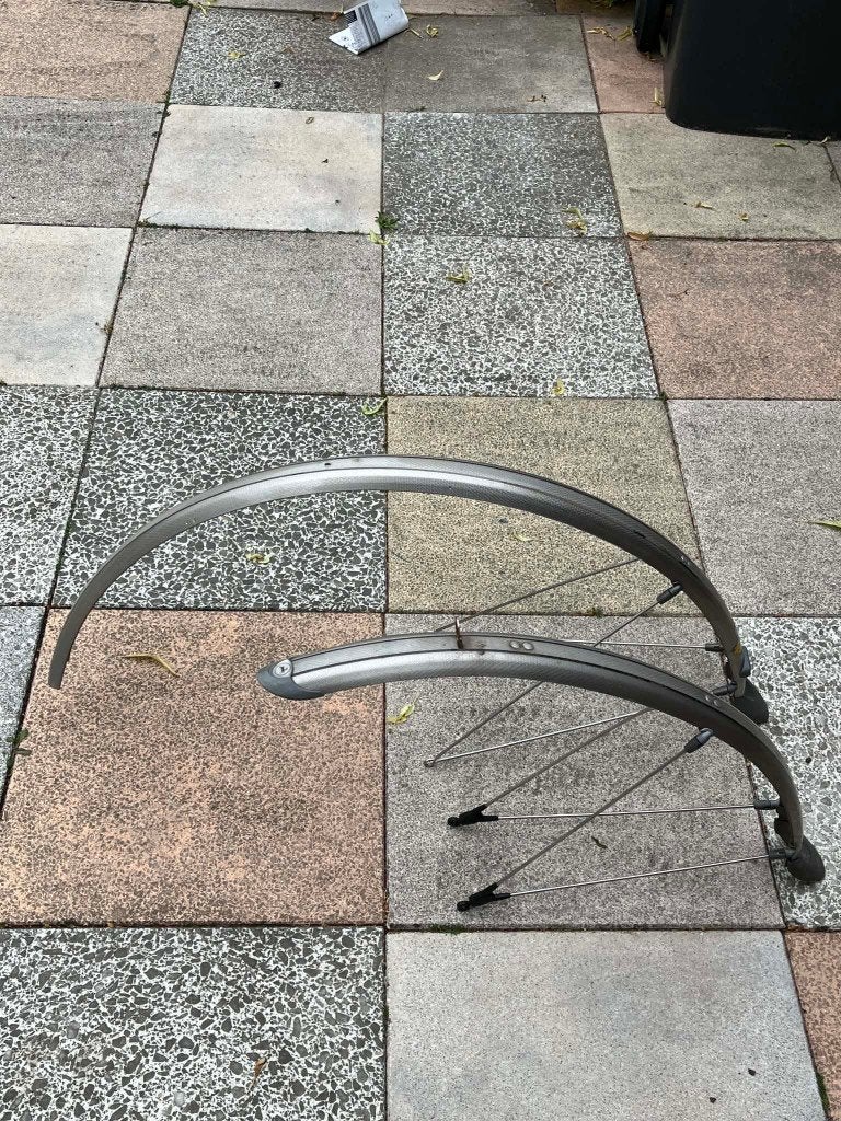 Voor en achterspatbord voor 28 inch fiets, Fietsen en Brommers, Fietsonderdelen, Ophalen of Verzenden, Kunststof