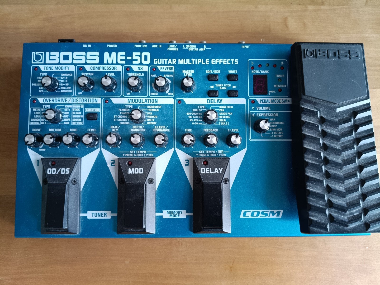 Boss ME50 gitaar multi-effectpedaal, Muziek en Instrumenten, Ophalen of Verzenden, Gebruikt, Compressor