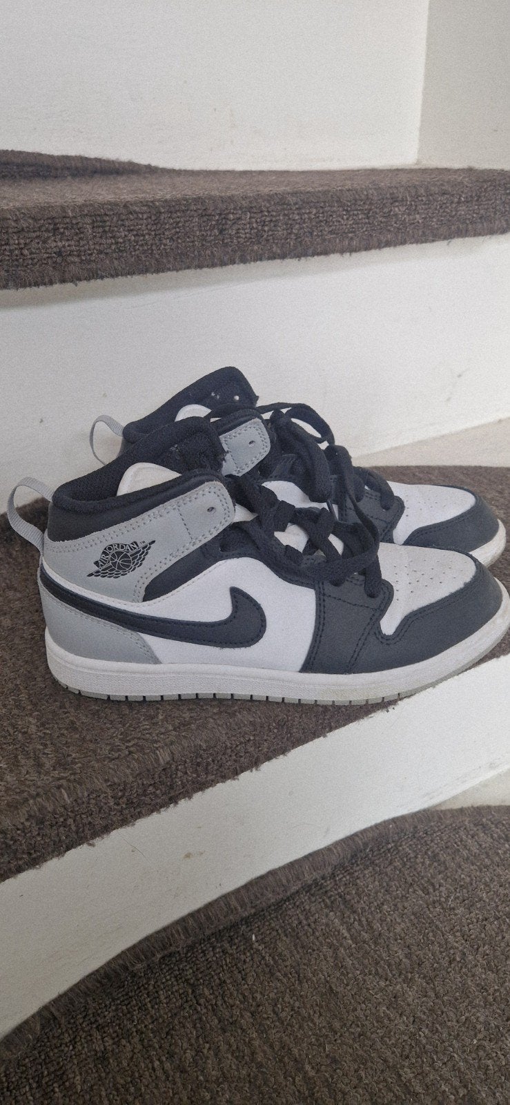 Nike Air Jordan 1 Mid - Maat 33.5, Jongen of Meisje, Schoenen, Ophalen of Verzenden, Nike Air Jordan