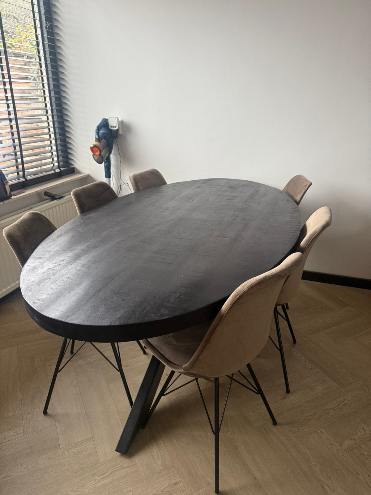 Zwarte mangohouten tafel, Ophalen, Zo goed als nieuw, Rechthoekig, 50 tot 100 cm