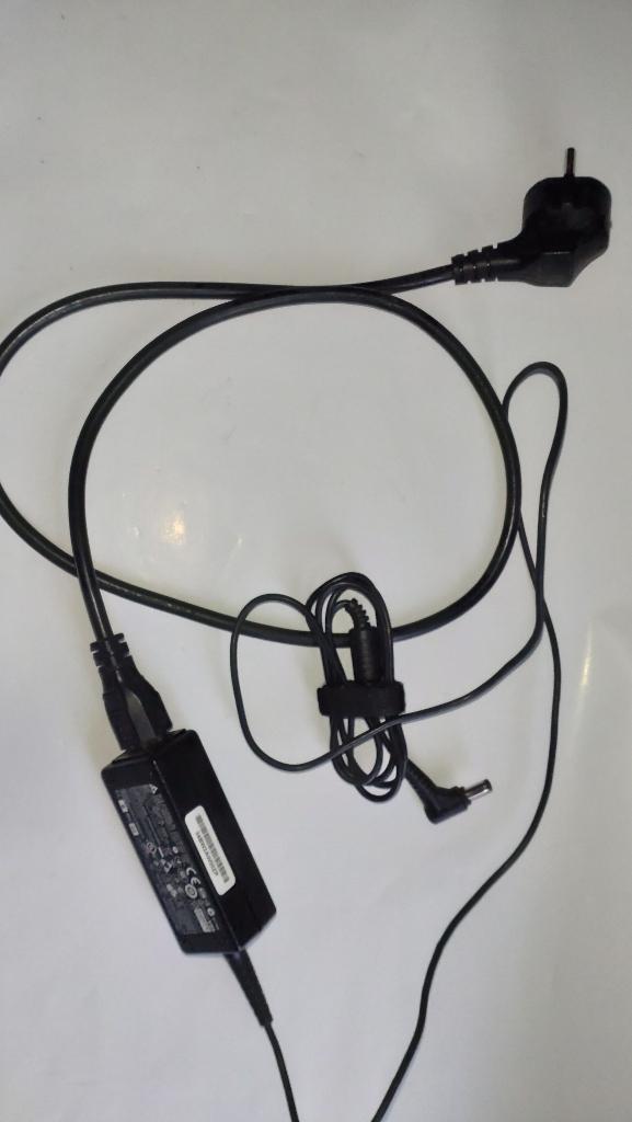 Delta ADP-40PH BB Oplader Adapter + Netsnoer, Ophalen of Verzenden, Zo goed als nieuw