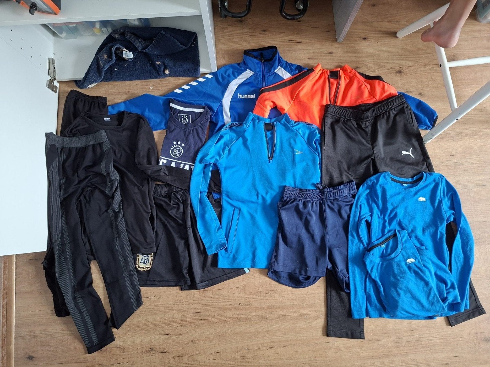 Kledingpakket 140, Ophalen, Zo goed als nieuw, Overige maten