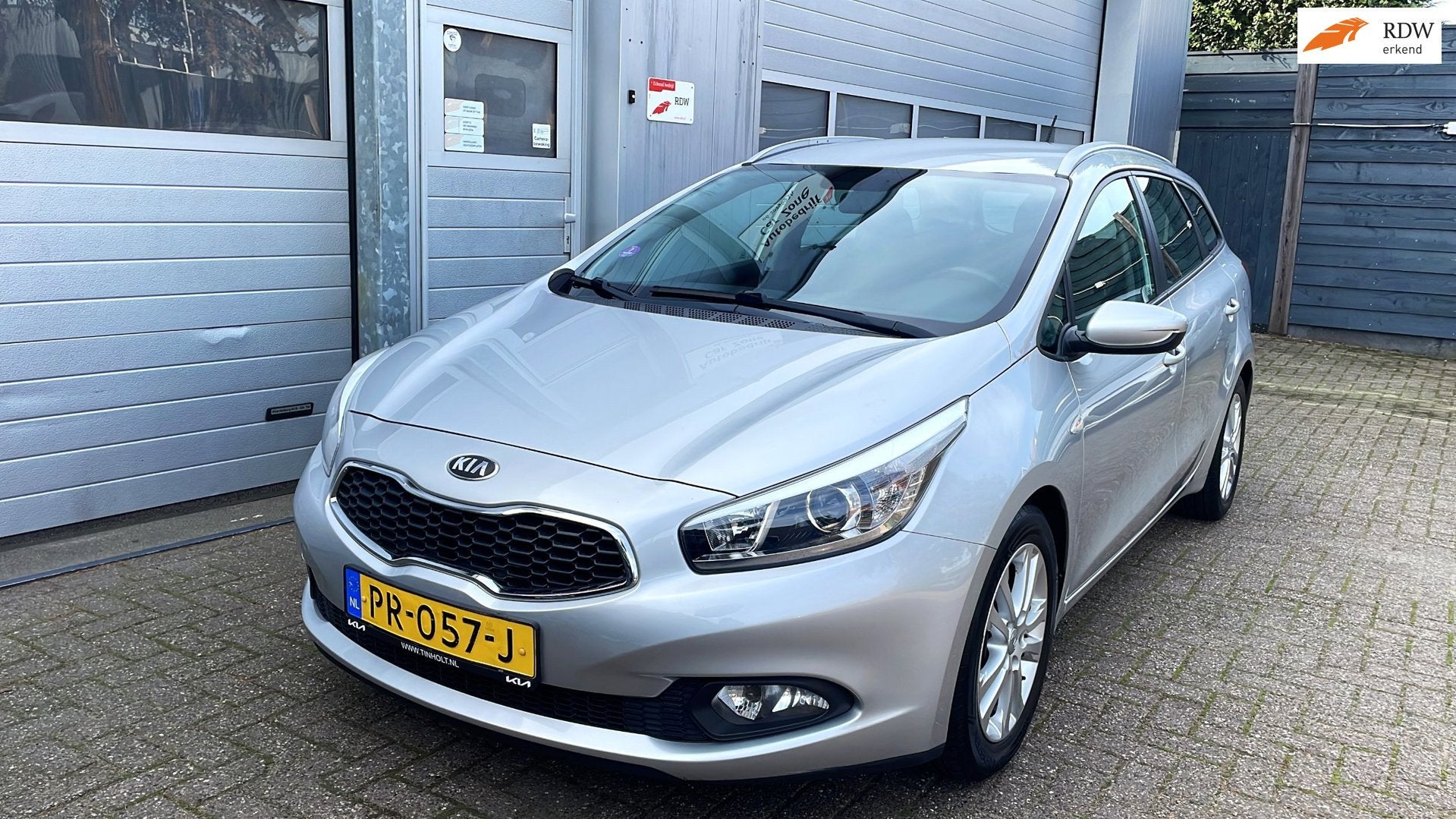 Kia Cee'd Sportswagon 1.6 GDI BusinessLine 6Bak-Airco-Cruise, Auto's, Voorwielaandrijving, Gebruikt, 4 cilinders, Handgeschakeld