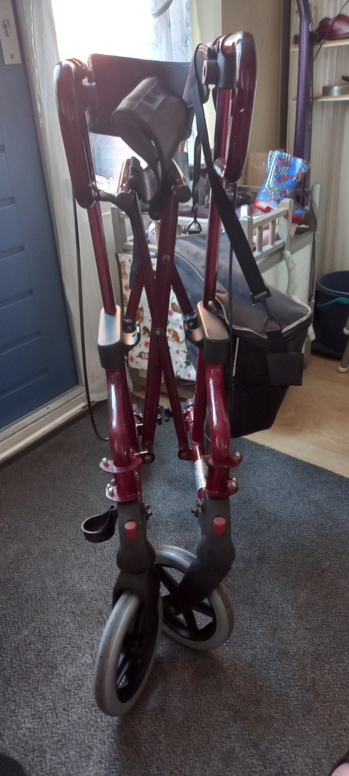 mooie rolstoel rollator, Diversen, Ophalen, Zo goed als nieuw