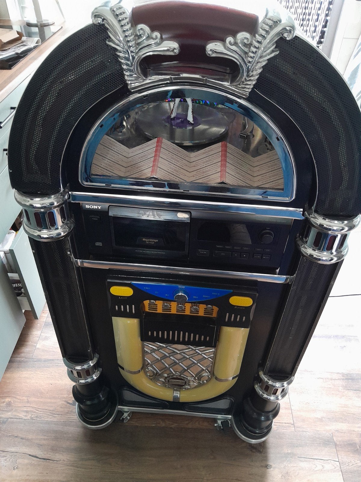 Jukebox met Bluetooth en CD-speler - Retro Stijl, Ophalen, 1970 tot heden, Overige merken