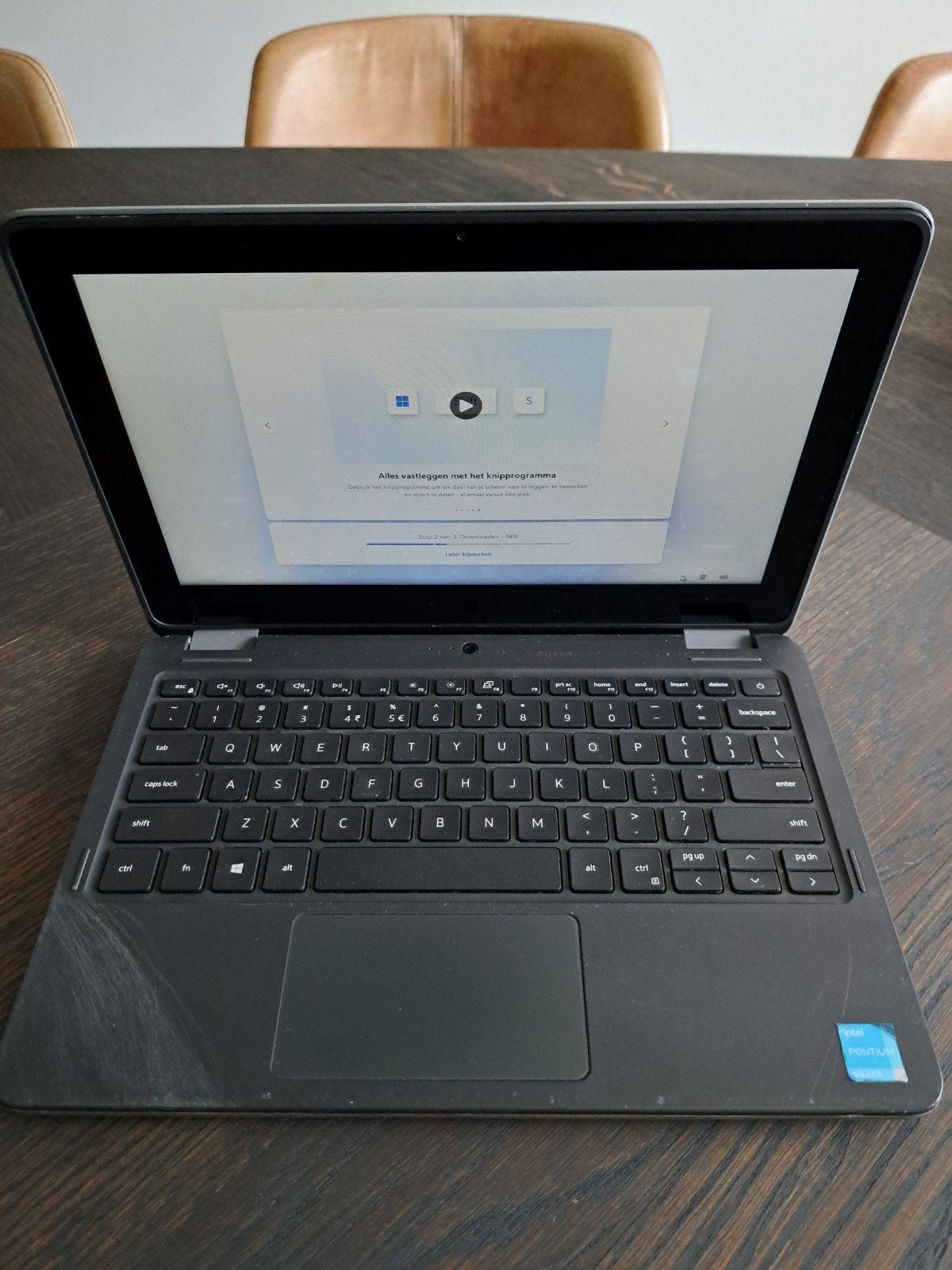 Dell Latitude 3120 - Compacte en Robuuste Laptop, Computers en Software, Gebruikt, Qwerty, Met touchscreen, Ophalen of Verzenden