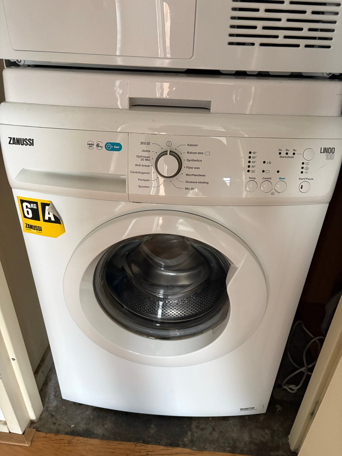 Zanussi Lindo 100 Wasmachine gratis afhalen, Ophalen, 4 tot 6 kg, 85 tot 90 cm, Minder dan 1200 toeren