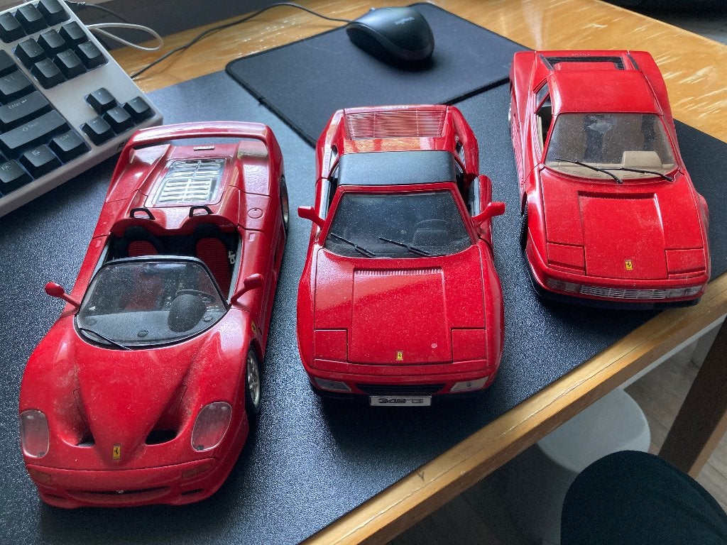 2 Bburago Ferrari  1:18 Rood model auto's, Ophalen, Zo goed als nieuw, Auto, Bburago