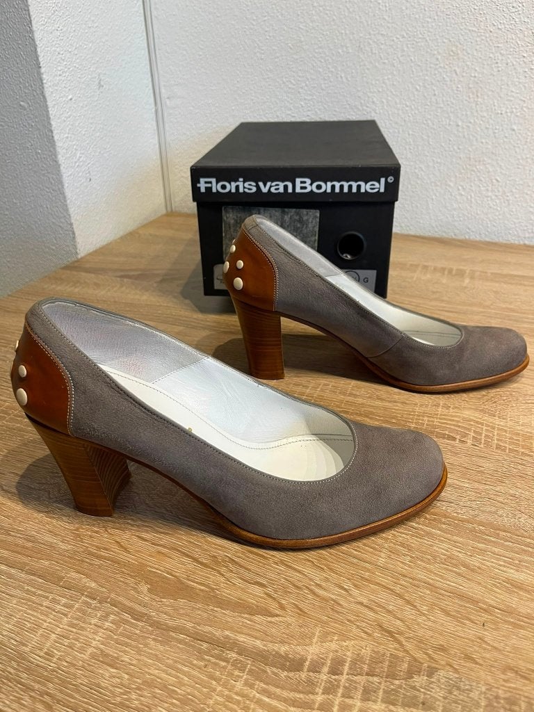 Floris van Bommel Pumps Grijs Nubuck Maat 39,5 Nieuw + Doos, Floris van Bommel, Floris van Bommel, Floris van Bommel, Nieuw