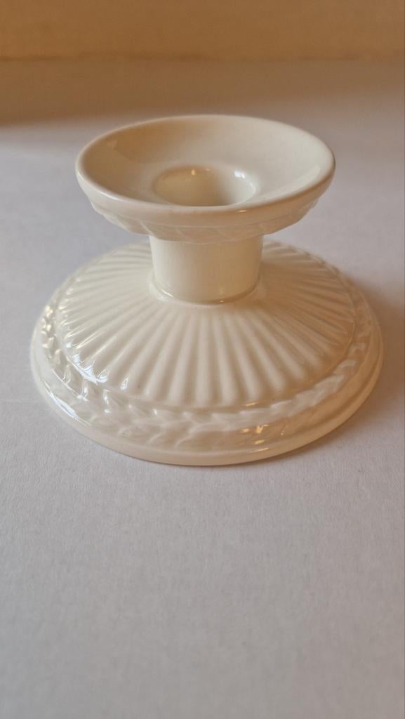 Wedgwood Edme kandelaar crème porselein Made in England, Overige materialen, Ophalen of Verzenden, Zo goed als nieuw, Crème