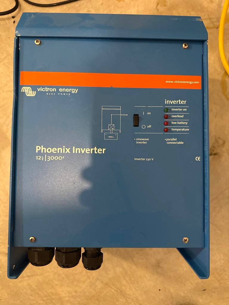 Victron Energy Phoenix Inverter 12 3000, Ophalen of Verzenden, Gebruikt, Overige typen