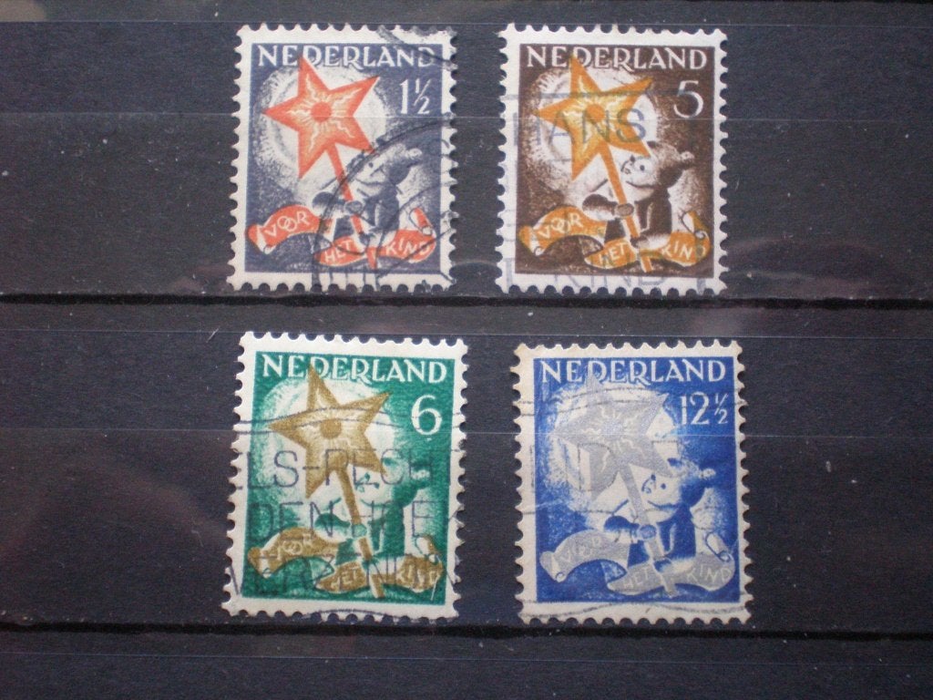 nederland NVPH 261-264 gebruikt ( T 167)....€ 2,00, Verzenden