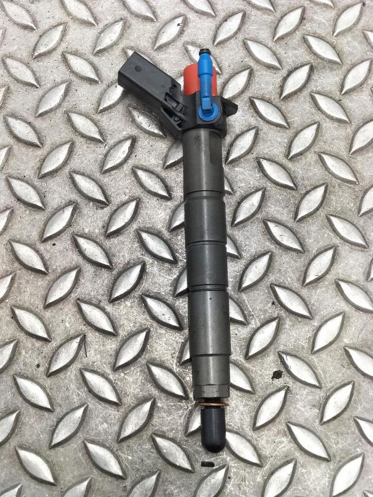 MERCEDES B CLASS BRANDSTOF INJECTOR / VERSTUIVER 6540700187, Ophalen of Verzenden, Gebruikt, Stiba lid