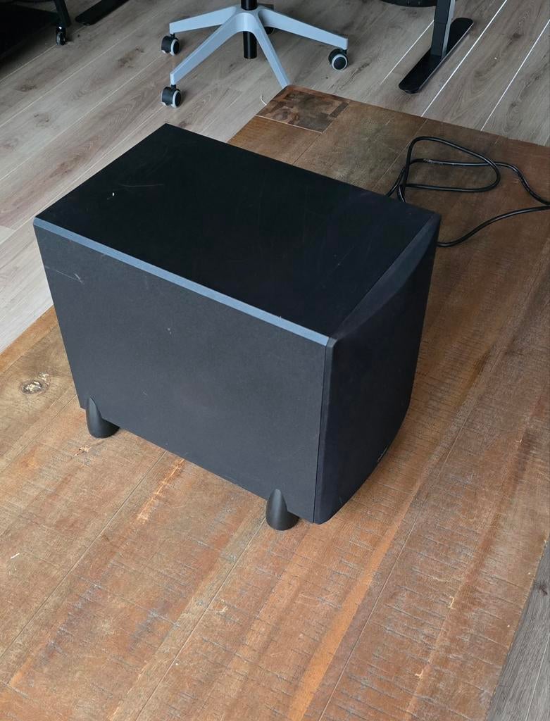 Definitive technology pro 800 subwoofer