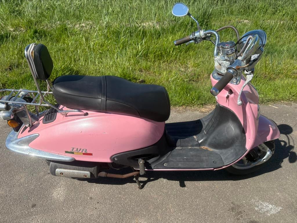 IVA retro scooter, Ophalen, Gebruikt, Overige modellen, 49 cc