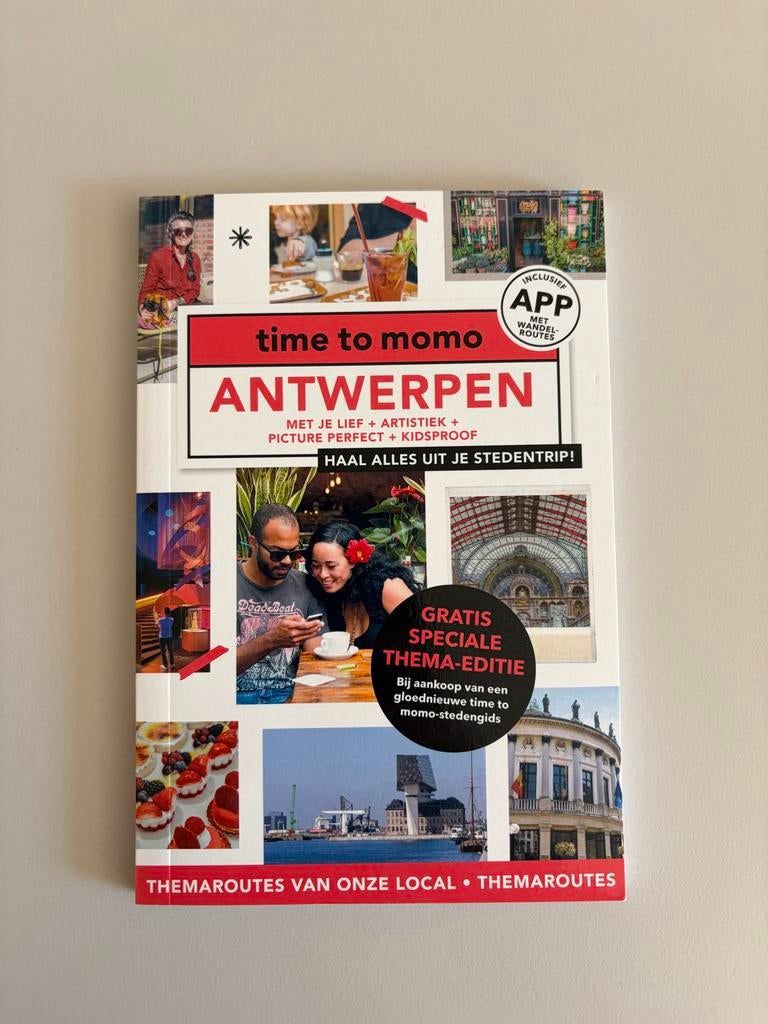 Time to momo Antwerpen thema editie - Zo goed als nieuw, Boeken, Overige merken, Ophalen of Verzenden, Zo goed als nieuw, Reisgids of -boek