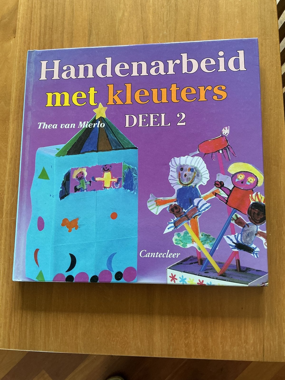 Handenarbeid met kleuters DEEL 2 & Handenarbeid met kinderen, Non-fictie, Jongen of Meisje, Voorleesboek, 4 jaar