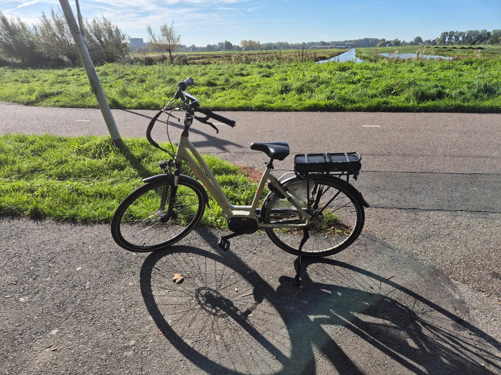 Amslod elektrische fiets, 7 versnellingen, 1983.8 km, Fietsen en Brommers, Gebruikt, 51 tot 55 cm, 50 km per accu of meer, Ophalen