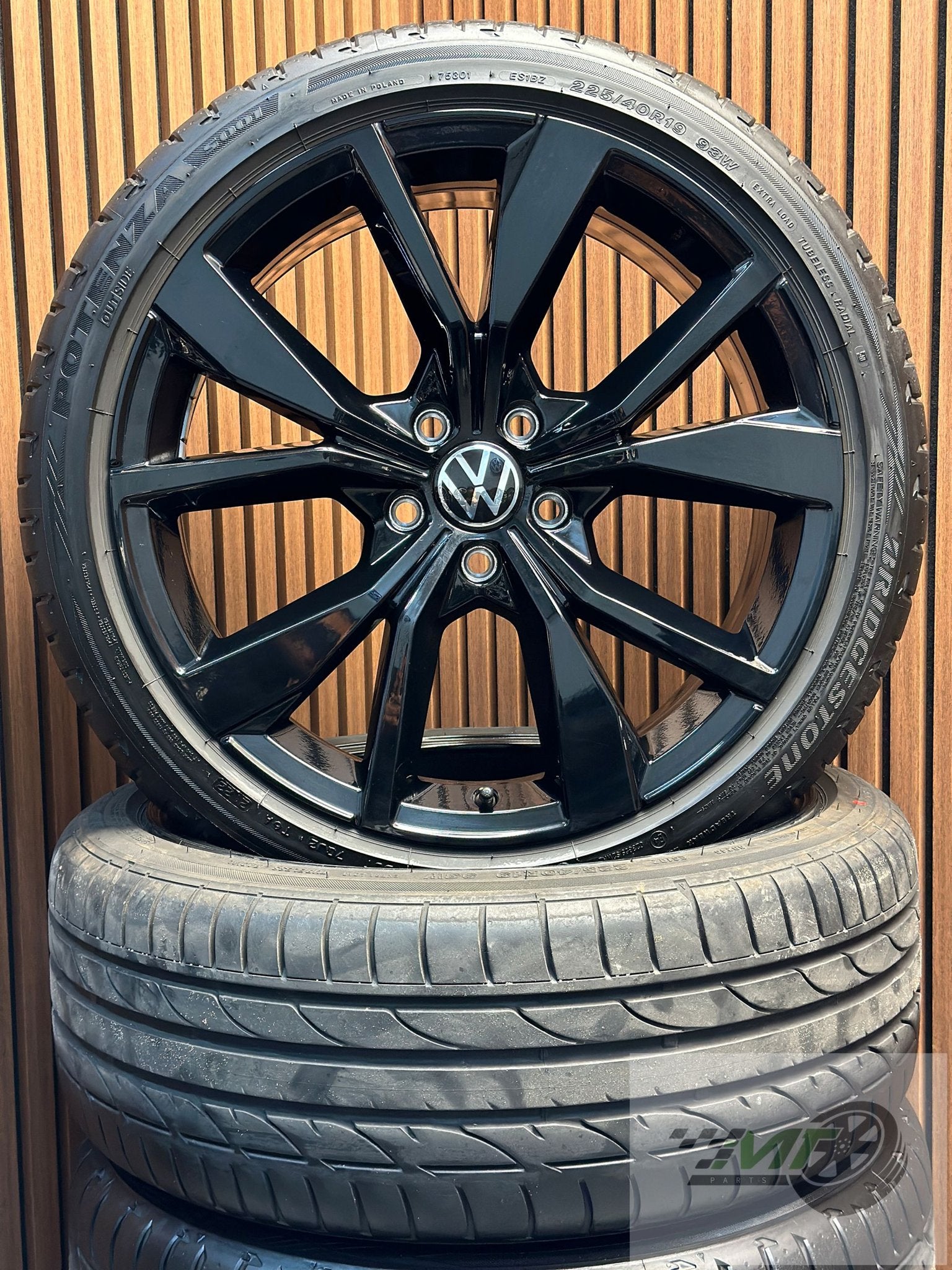 19“ Vw T Roc T-Roc Rline MISANO BLACK DEMO 2GA601025AL OEM, Auto-onderdelen, Banden en Velgen, 19 inch, Gebruikt, -  kundenbetreuung@volkswagen.de