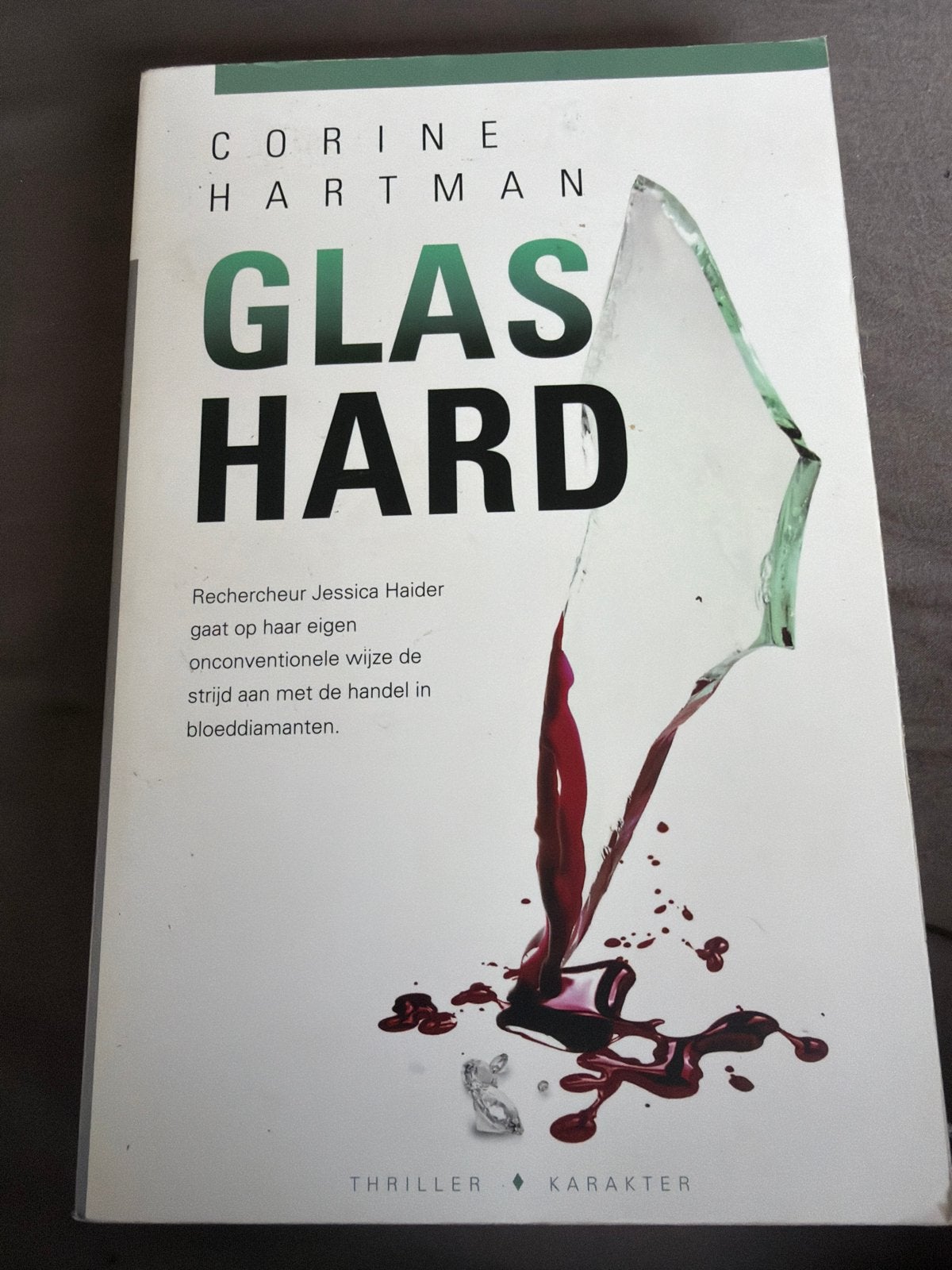 NK.  Corine Hartman - Glashard, Corine Hartman, Ophalen of Verzenden, Zo goed als nieuw, Nederland