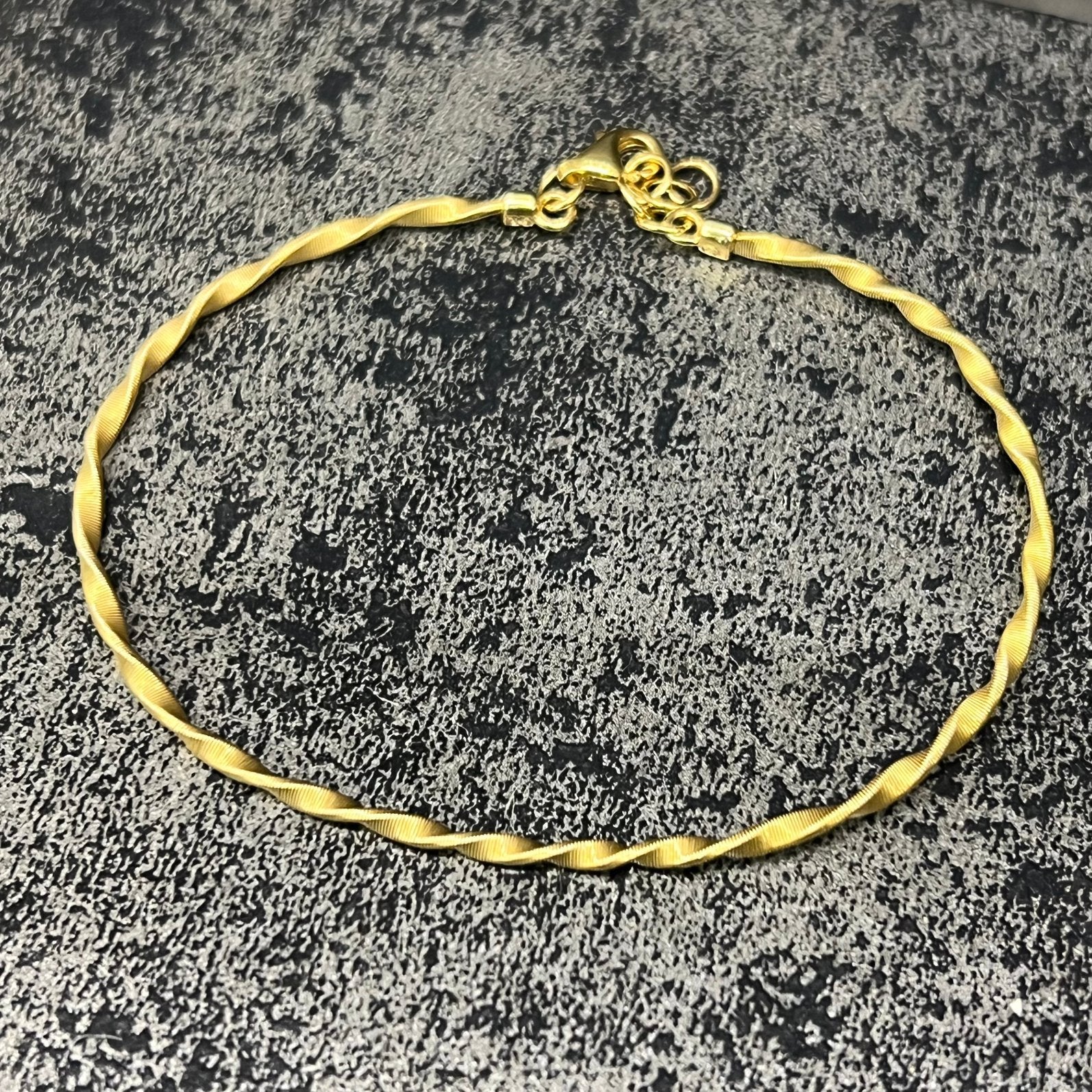 14 karaat gouden armband gevlochten model, Sieraden, Tassen en Uiterlijk, Armbanden, Ophalen of Verzenden, Nieuw, Goud