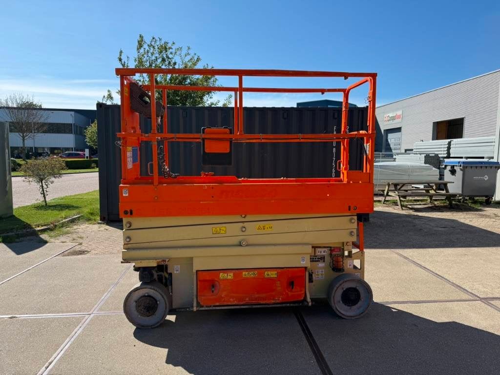 JLG 2032 ES schaar hoogwerker 8 meter (bj 2015)