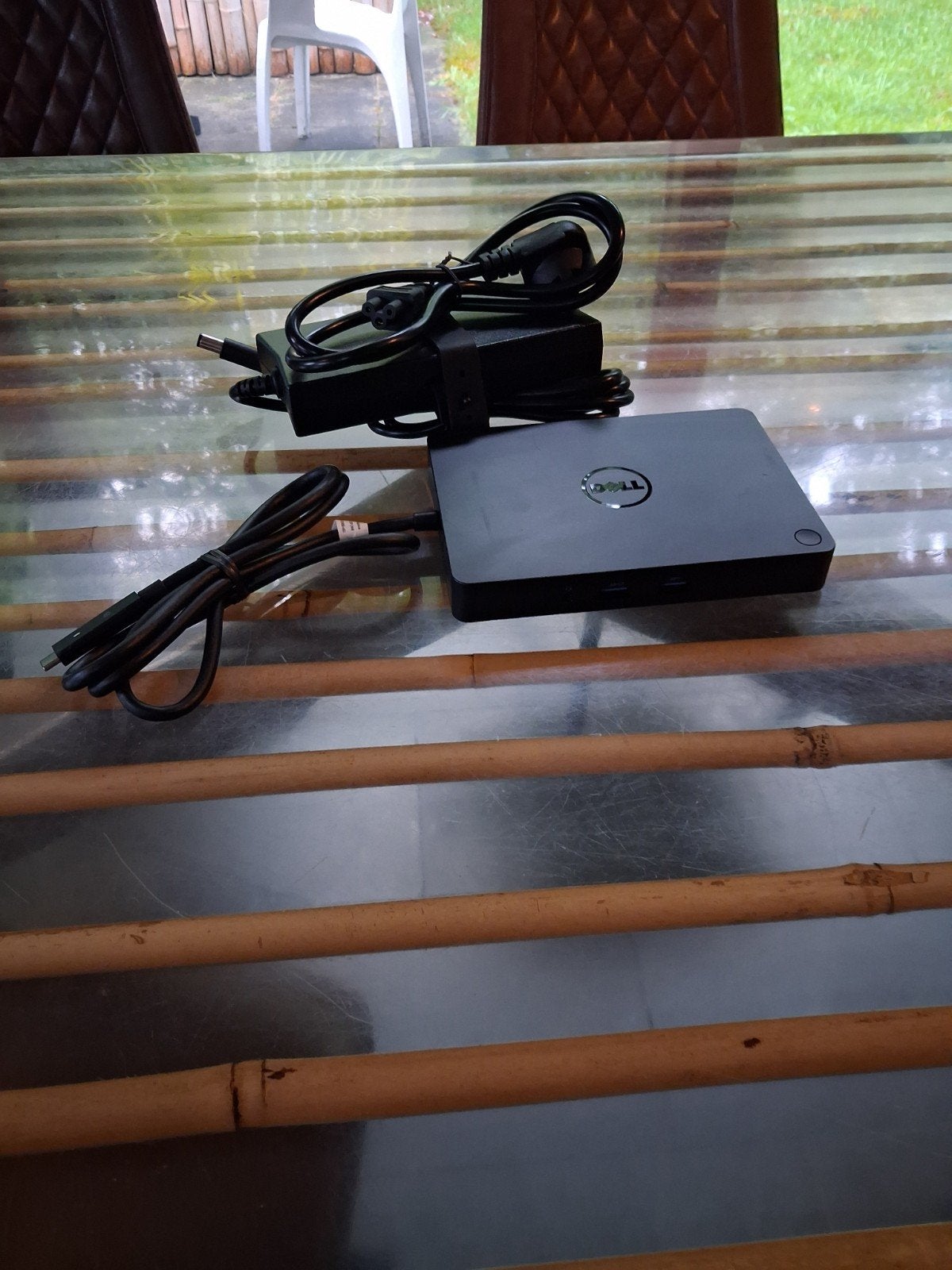 Meerdere Dell WD15 Dockingstations, Refurbished, Ophalen of Verzenden, Dell, Docking station