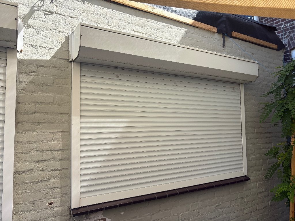 Rolluik, Ophalen, Gebruikt, 150 tot 200 cm, Wit