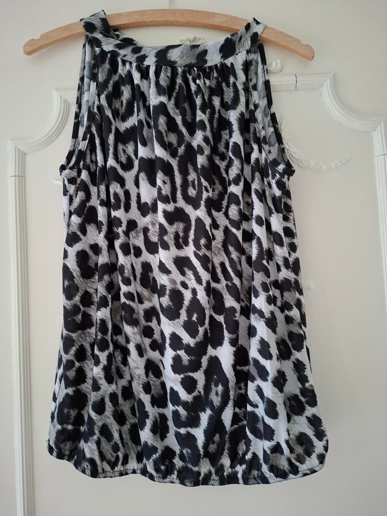 Nieuwe top 1 maat, Kleding | Dames, Tops, Verzenden, Nieuw, Zonder mouw