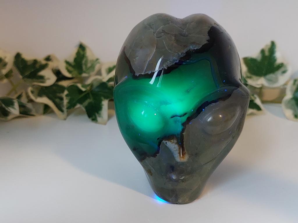 Deze star being/alien van Vulkaan agaat/ volcano agate, Sieraden, Tassen en Uiterlijk, Edelstenen, Ophalen of Verzenden, Nieuw