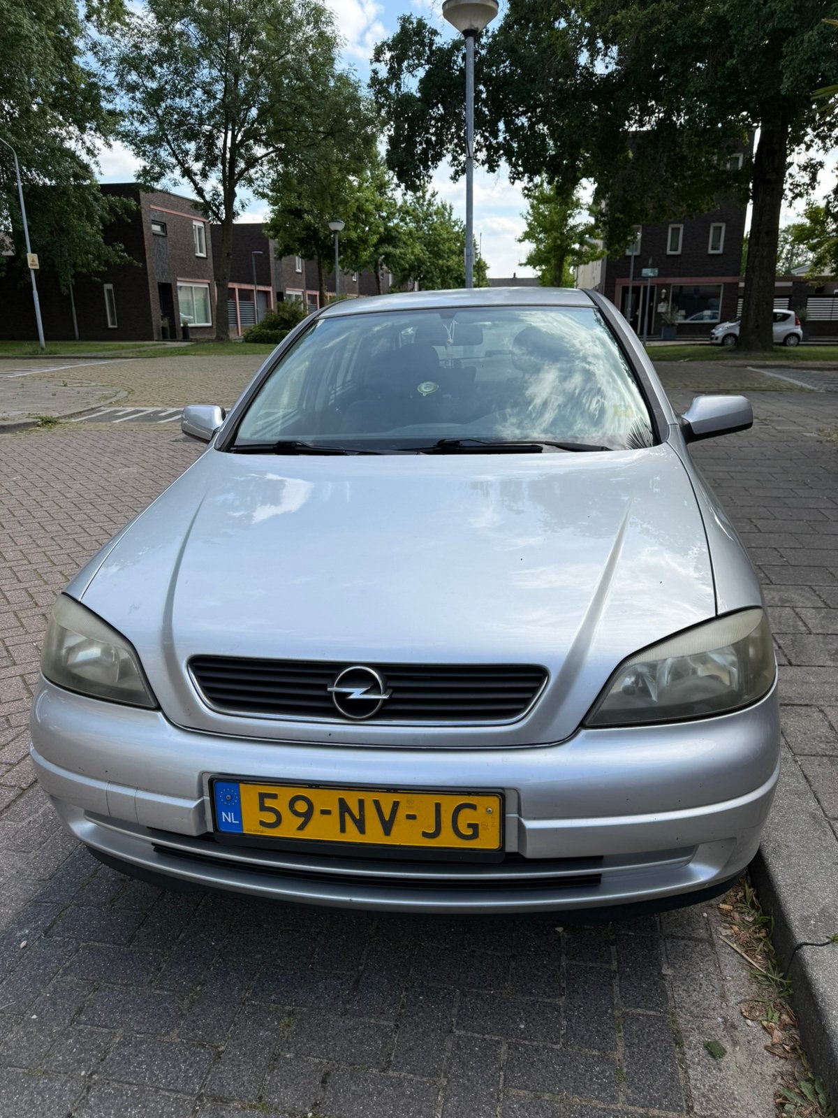 Opel Astra 1.6 8V 5D 2004 Grijs APK 03-03-2027, Auto's, Opel, Voorwielaandrijving, Stof, 1095 kg, 49 €/maand