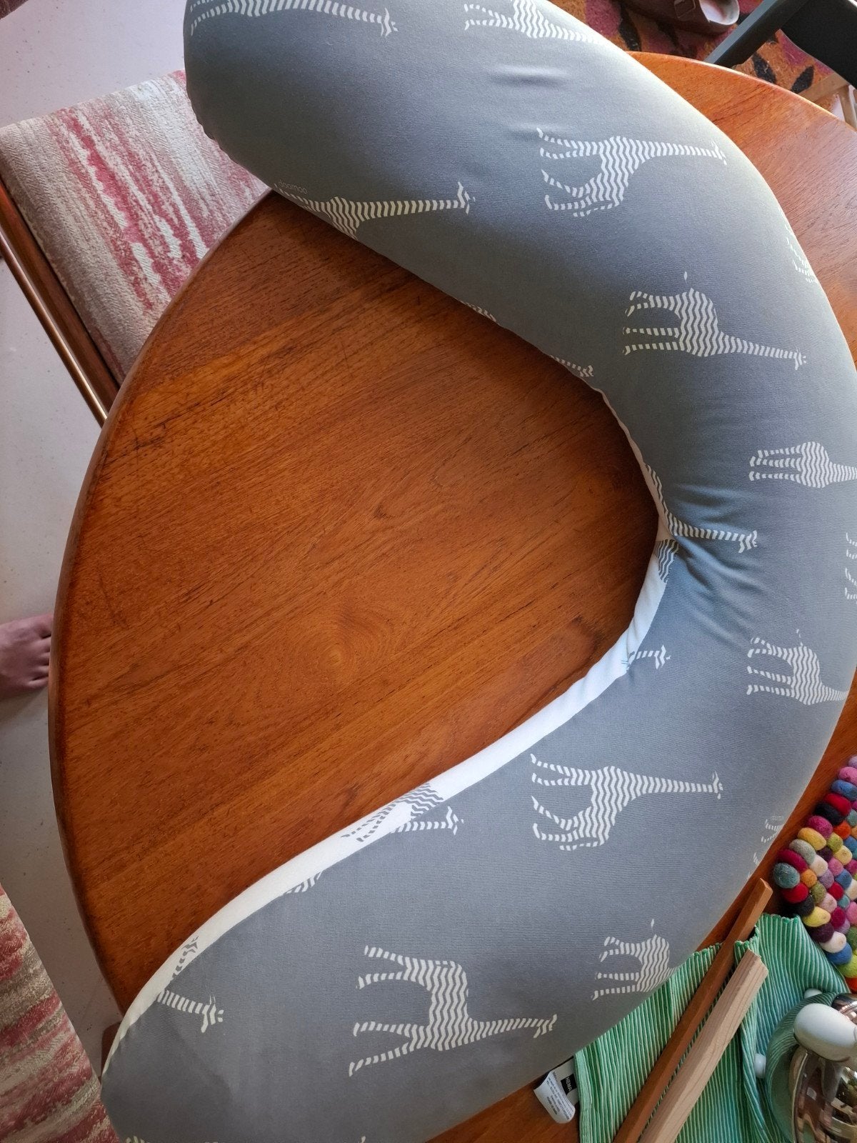 Doomoo voedingskussen met giraffenprint, Ophalen, Gebruikt