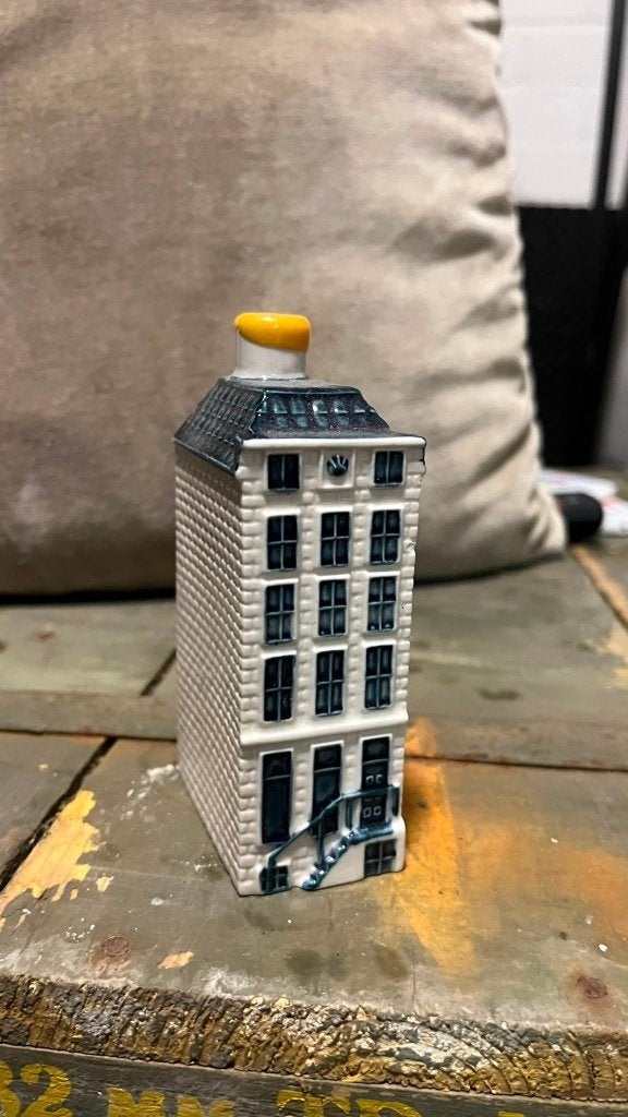 KLM Delfts blauw huisje nr. 57, Verzamelen, Ophalen, Zo goed als nieuw, 41 t/m 60