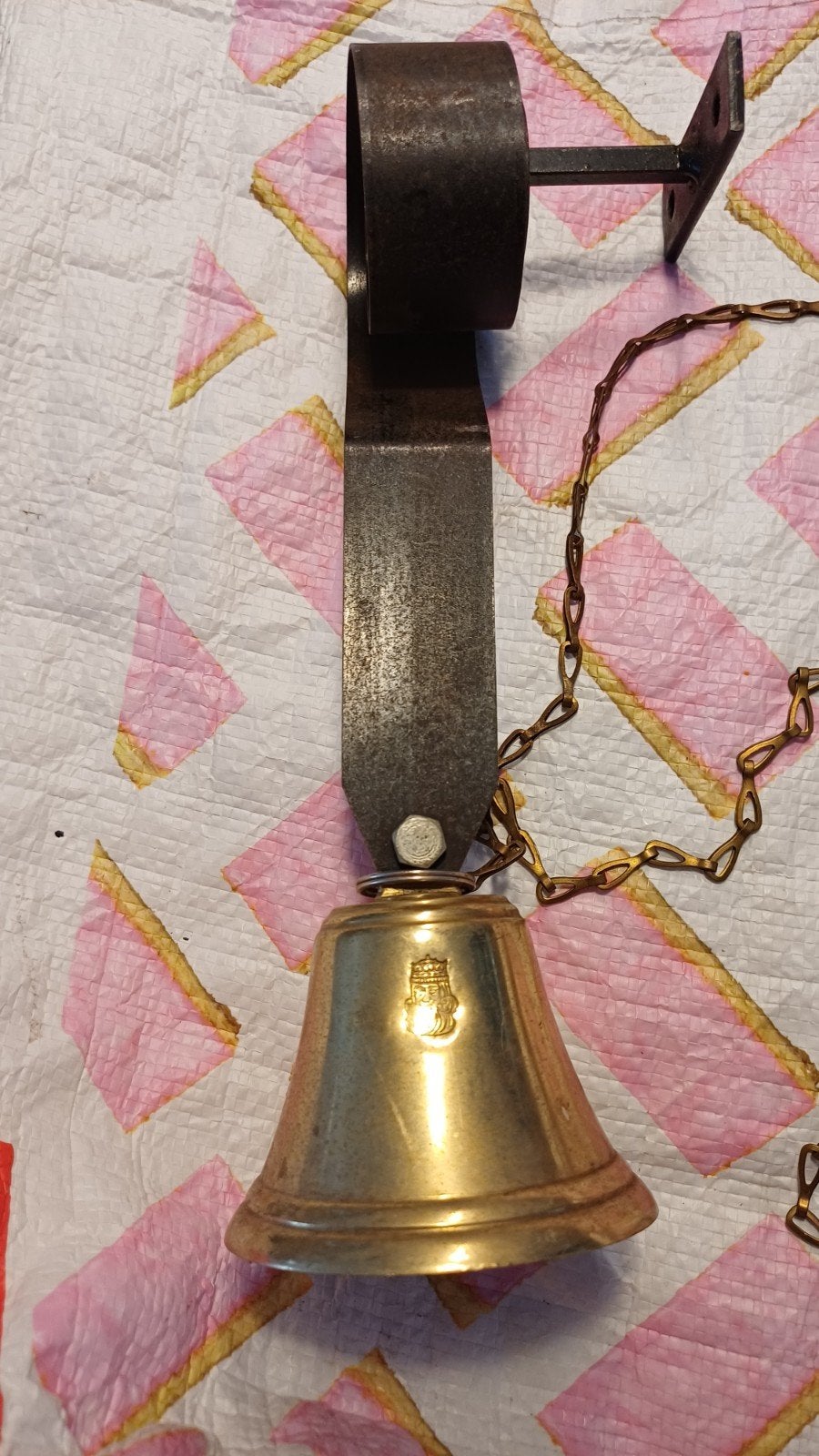 koperen bel met ketting en scharnieren, Antiek en Kunst, Antiek | Koper en Brons, Ophalen, Koper