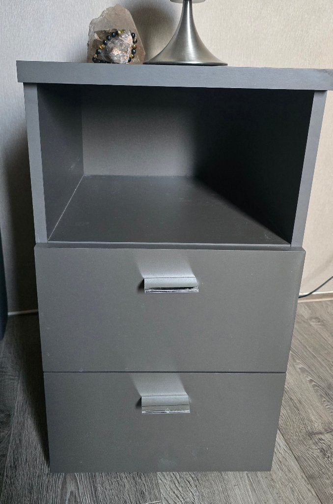 2 nachtkastjes, Ophalen, Gebruikt, Minder dan 45 cm, 55 tot 70 cm
